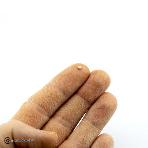 Cutiuta GSM Slim cu casti pentru copiat Microvibratii RM-207C